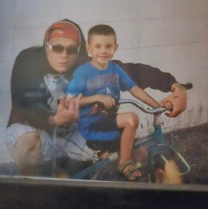 Meet your Posher, Chrissy